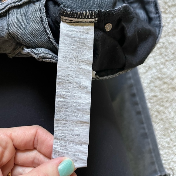 Cotton On Women’s Dark Gray Cropped Straight Leg Jeans Size 4 Distressed Relaxed - Picture 4 of 11